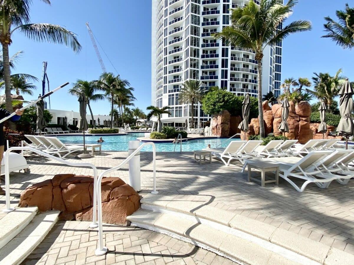 Trump International Resort By Zen Vacation Rentals Miami Beach Exteriér fotografie