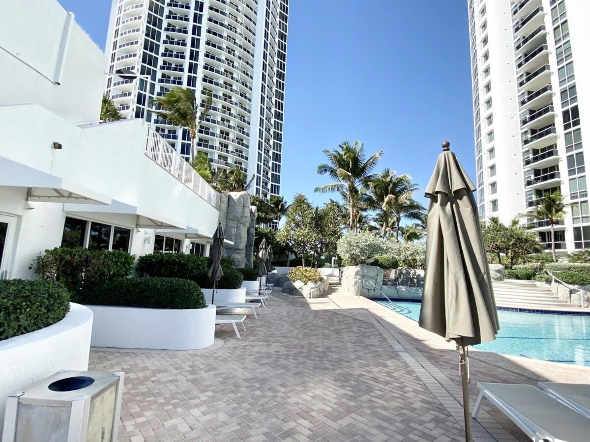 Trump International Resort By Zen Vacation Rentals Miami Beach Exteriér fotografie