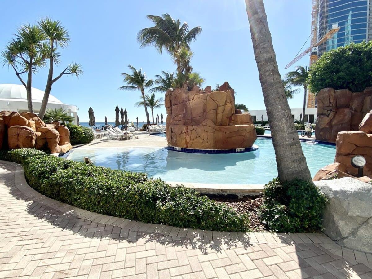 Trump International Resort By Zen Vacation Rentals Miami Beach Exteriér fotografie