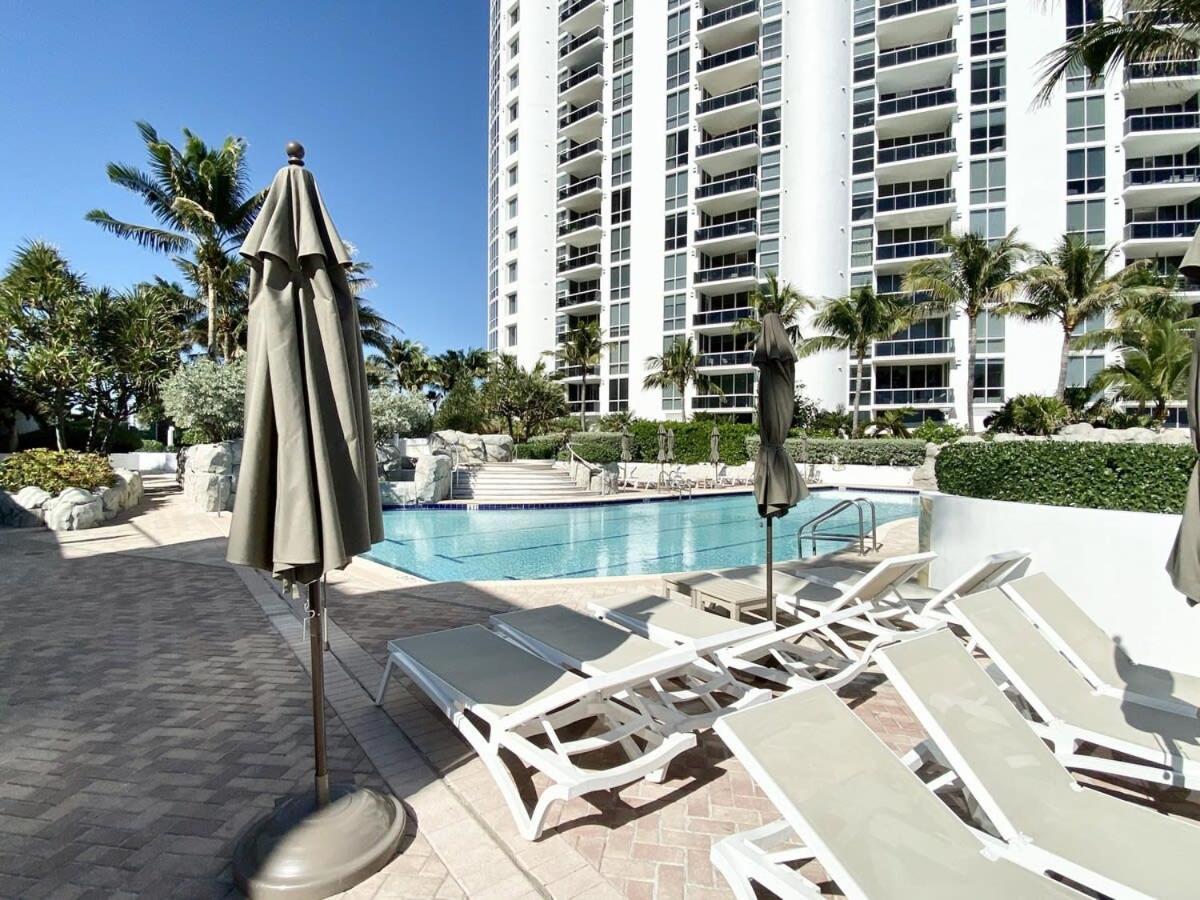 Trump International Resort By Zen Vacation Rentals Miami Beach Exteriér fotografie
